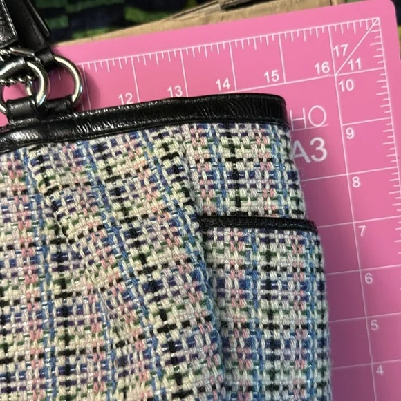 Coach Tweed Shoulder Bag with Black Trim - Picture 16 of 16